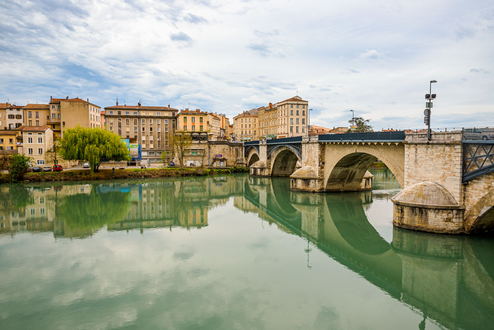 Photo de la ville de Romans-sur-Isère dans la Drôme